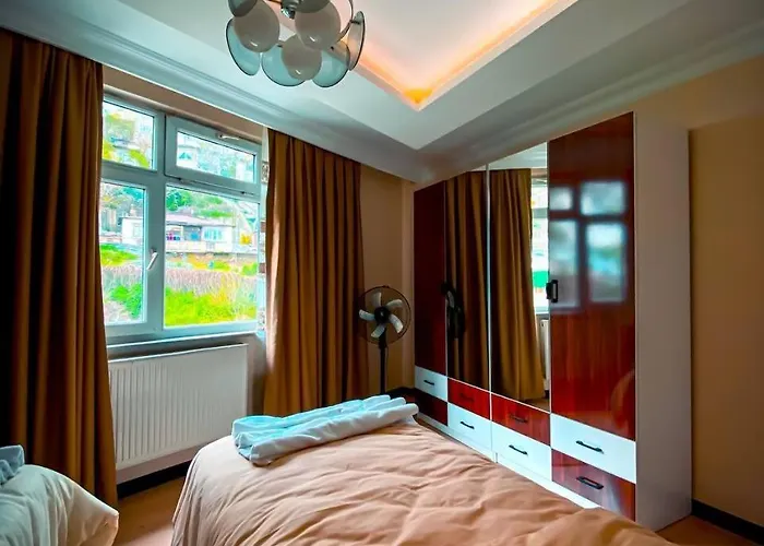 Eyuepsultan Abs Apartment