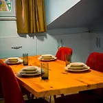 Eyuepsultan Abs Apartment