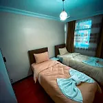 Eyuepsultan Abs Apartment
