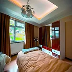 Eyuepsultan Abs Apartment